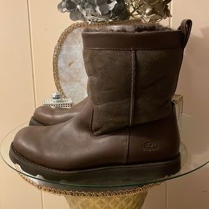 Brown leather and suede Uggs